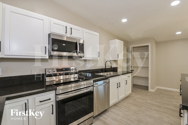 Foto del edificio - 9240 E Dolores St