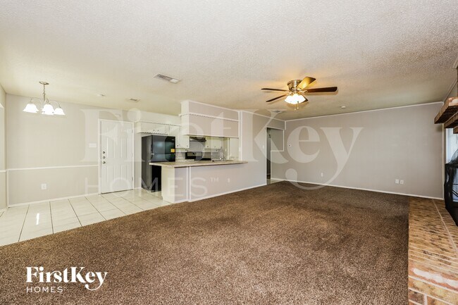 Foto del edificio - 813 Rose St