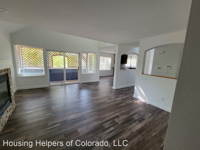 Building Photo - 4 br, 3.5 bath House - 4852 Dakota Blvd
