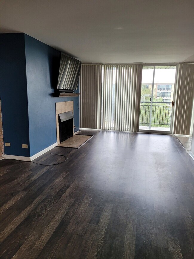 Foto del edificio - 6010 Oakwood Dr