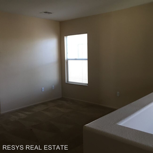 Building Photo - 7237 Nova Ridge Ct