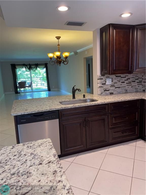 Building Photo - 2404 Antigua Cir