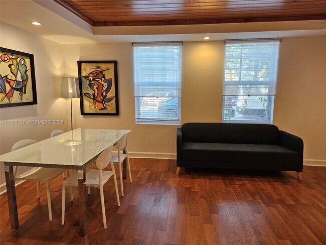 Foto del edificio - 622 15th St