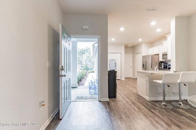 Building Photo - 8087 Echo Springs Rd