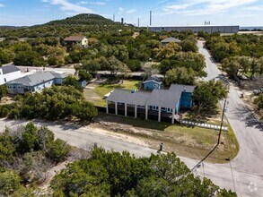 Building Photo - 6607 Avenida Ann St