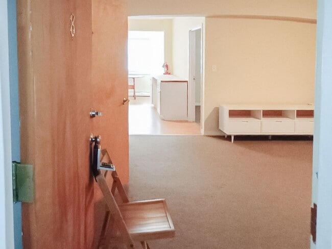 Foto del edificio - Large 1br with Fireplace
