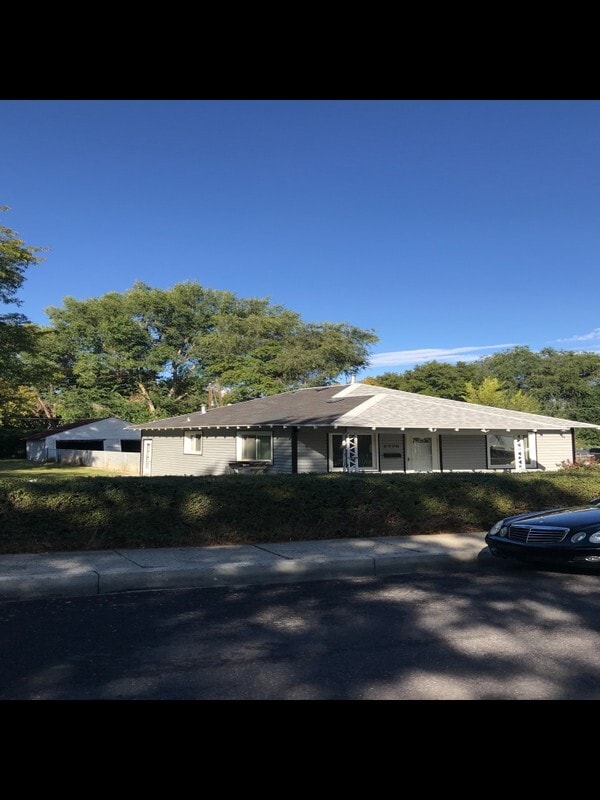 Building Photo - 2770 S 8560 W