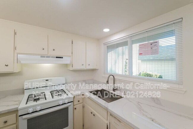 Foto del edificio - 2305 Cross Ave