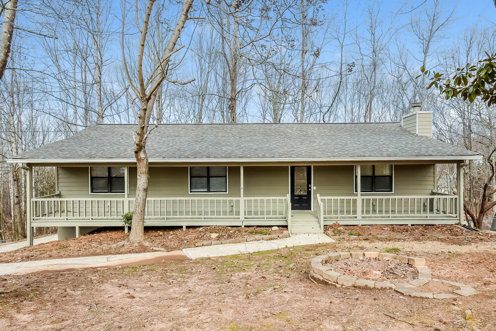 Primary Photo - 584 Brooks St