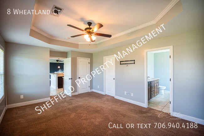 Foto del edificio - 8 Wheatland Ct