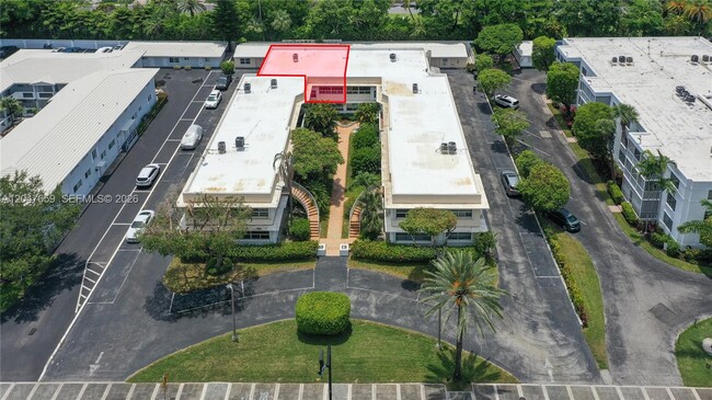 Foto del edificio - 9940 Collins Ave
