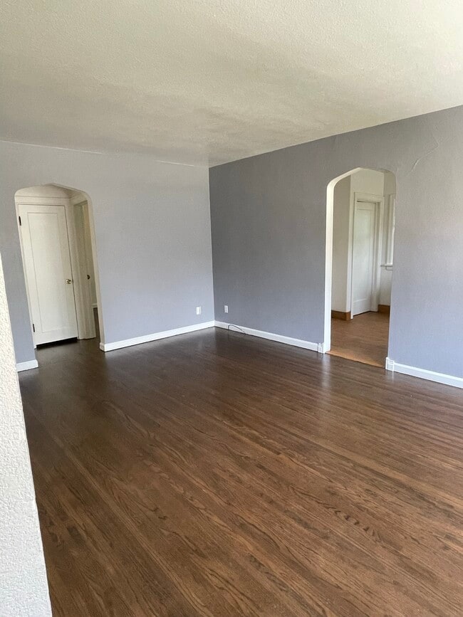 Living Room - 701 6th St N