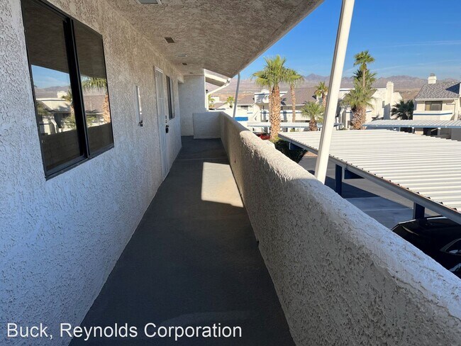 Foto del edificio - 1 br, 1 bath House - 2022 Merrill Ln. #13B