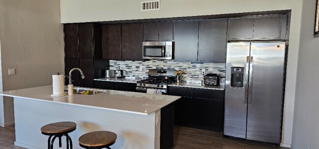 Building Photo - 8650 E Ultra Dr