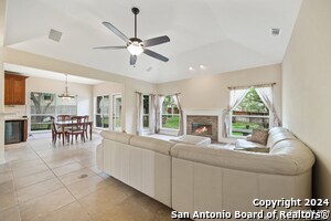 Building Photo - 1517 Hearthstone