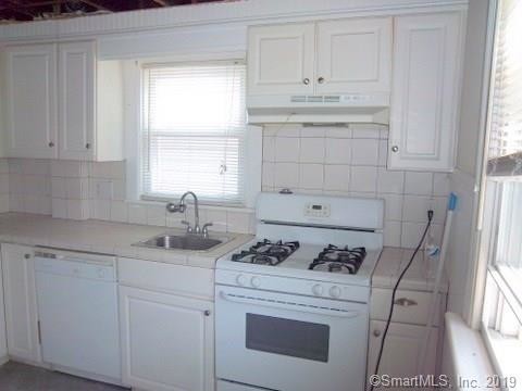 Building Photo - 238 Putnam Ave
