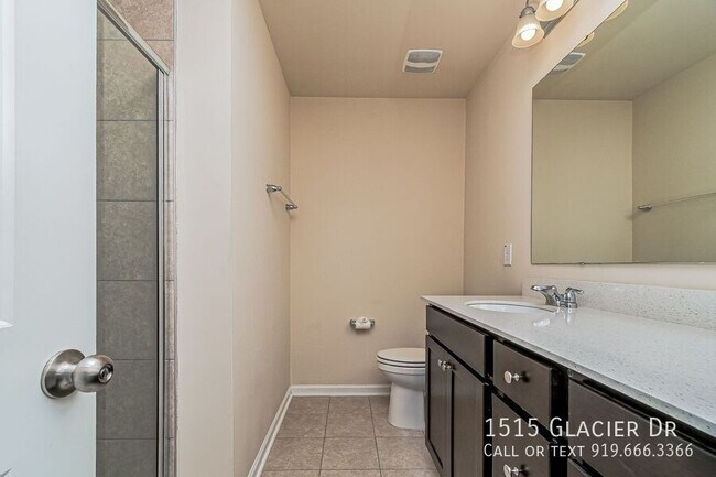 Foto del edificio - 1515 Glacier Dr
