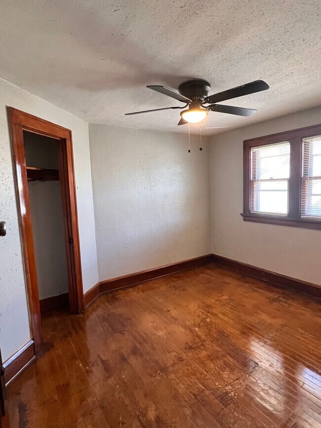 Building Photo - 3264 N 37th St