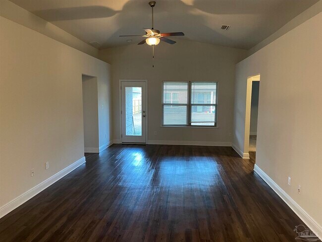 Building Photo - 12299 Pinfish Rd