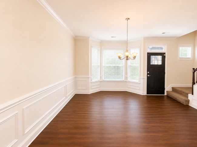 Building Photo - 52 Cane Hill Dr