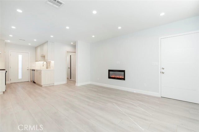 Building Photo - 7105 Greeley St