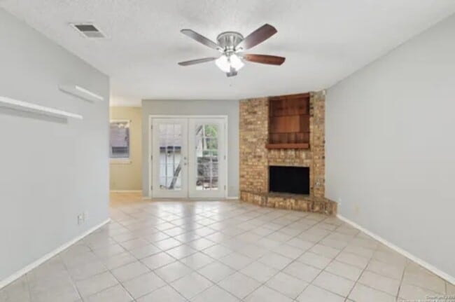 Building Photo - 9354 Dover Ridge