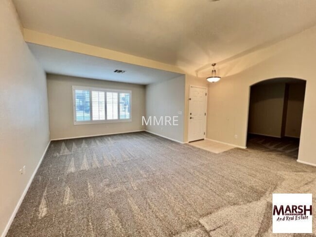 Foto del edificio - Nice 3 bedroom + den home in Chandler!