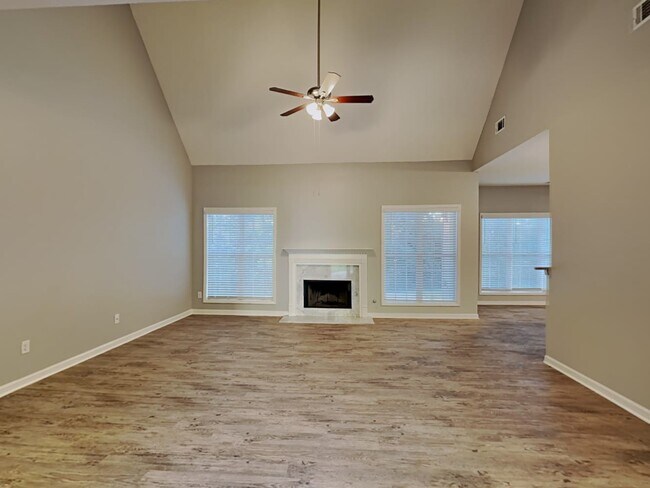 Building Photo - 234 Yardsley Dr