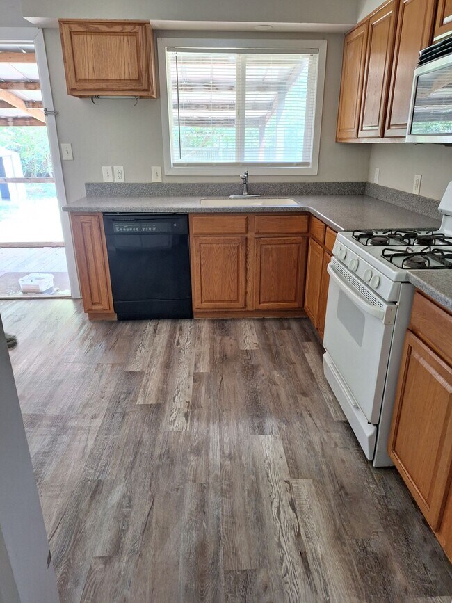 Foto del edificio - 508 Souder Dr