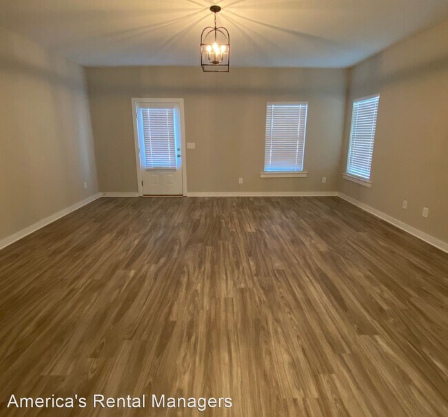 Foto del edificio - 3 br, 2 bath House - 11120 Summerchase Loop