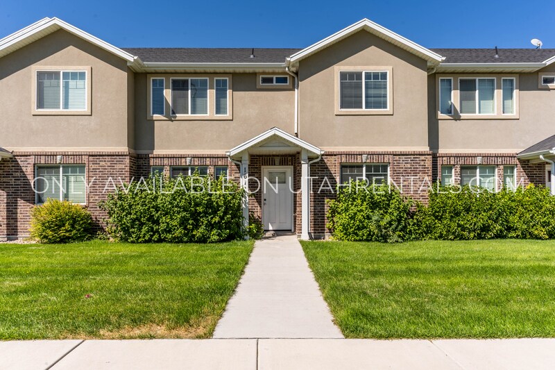 Primary Photo - 161 N 1275 W
