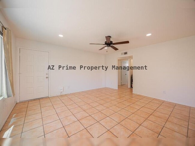 Building Photo - 2145 S Dorsey Ln
