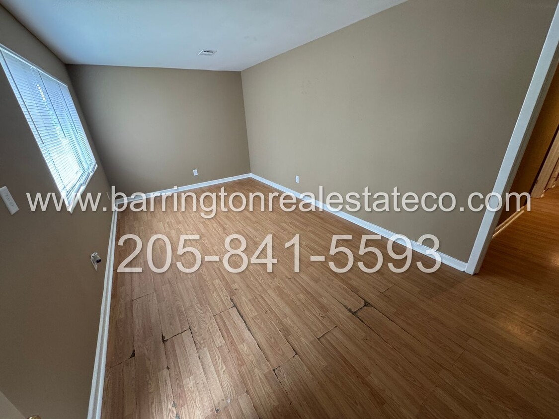 Building Photo - Birmingham/Ensley