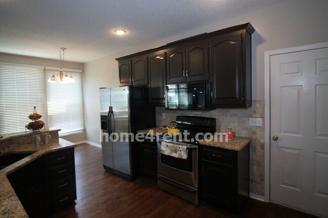 Foto del edificio - 14217 Goodman St