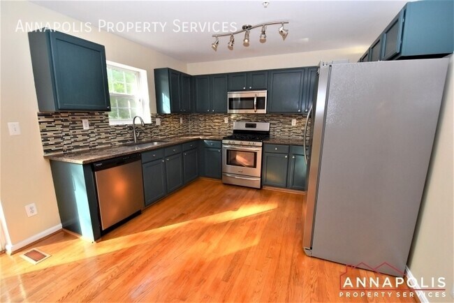 Building Photo - 1410 anna marie court