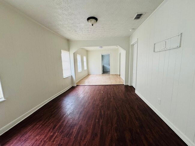 Building Photo - 1256 Bridier St