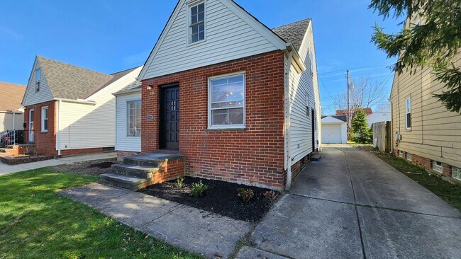 Foto del edificio - 4156 Hinsdale Rd