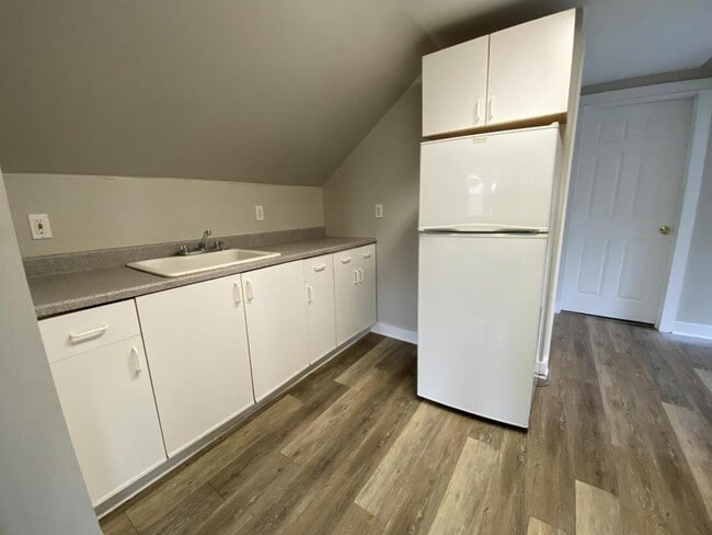 Foto del edificio - 1676 Eddington Road Unit #03