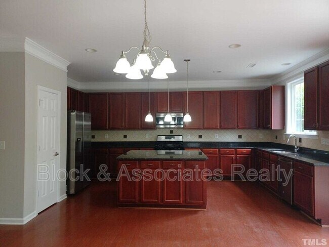 Foto del edificio - 236 Northlands Drive