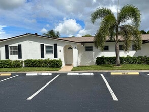 Building Photo - 2930 Crosley Dr E