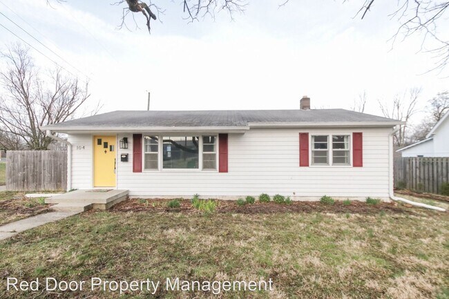 Building Photo - 3 br, 1 bath House - 104 Water Street