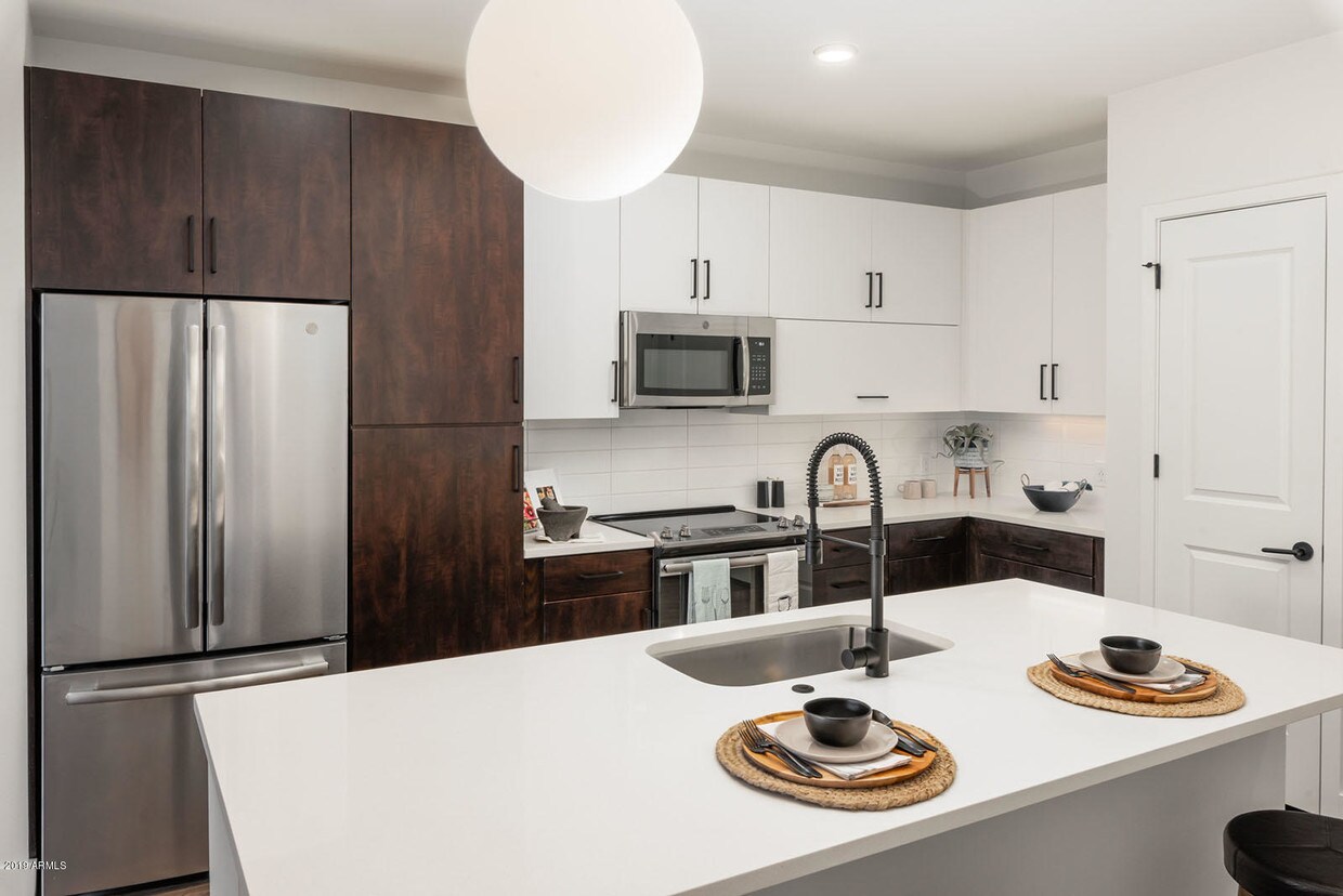 Foto principal - 700 W Rio Salado Pkwy