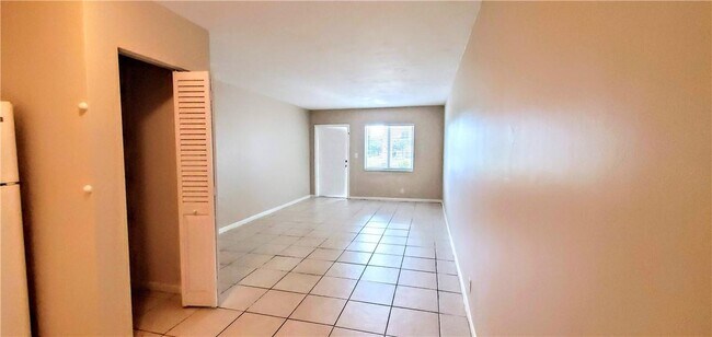 Foto del edificio - 200 NE 7th Ave