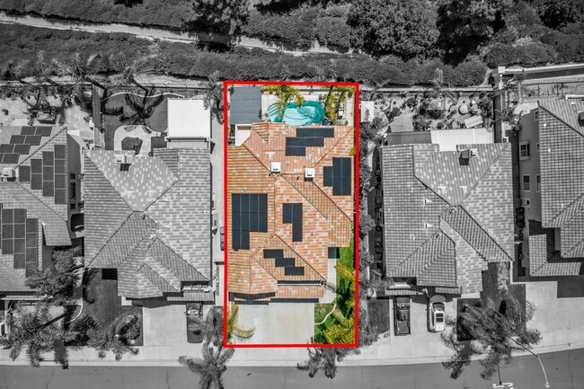 Building Photo - 45038 Camino Veste