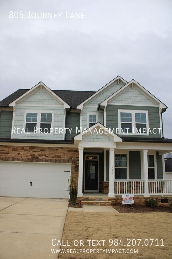 Foto principal - Spacious 3 Bedroom 2.5 Bath Newly Built Ho...