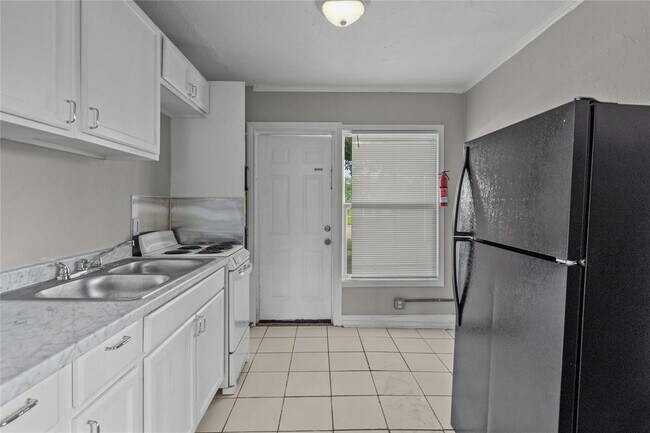 Foto del edificio - 802 3rd St N