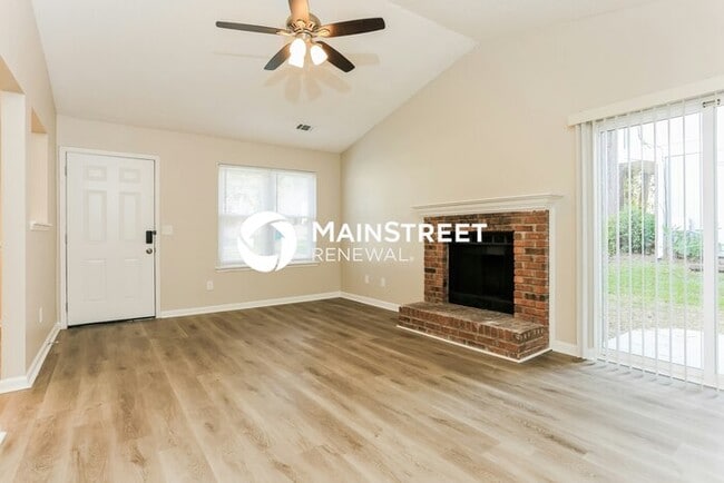 Building Photo - 3 Bedroom Pet-Friendly Home in Jonesboro, ...