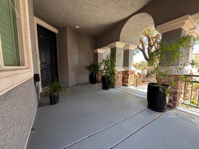 Foto del edificio - 11548 Valentino Ln