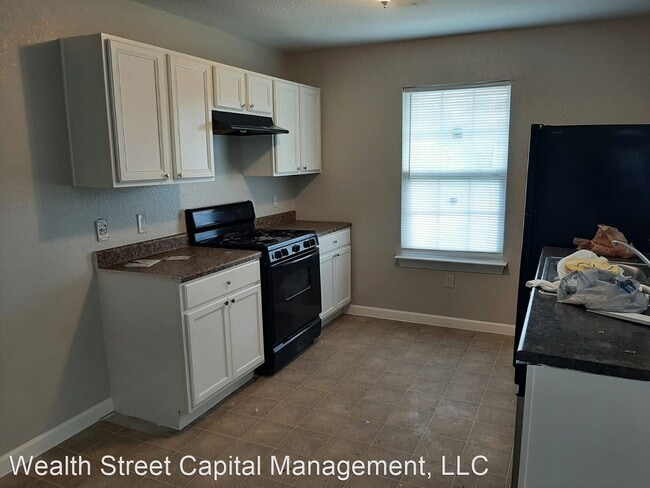 Building Photo - 3 br, 2 bath House - 2317 19th St