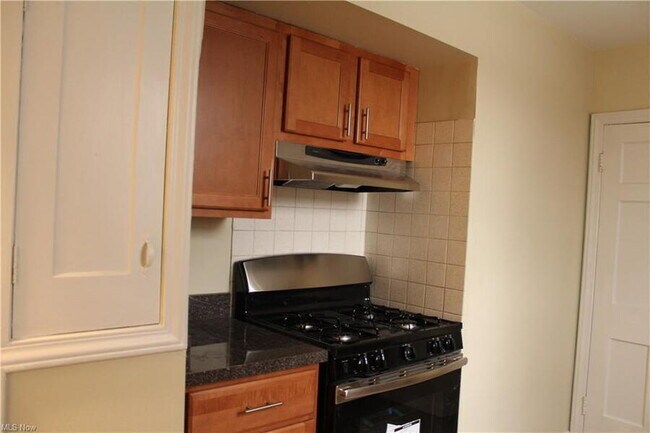 Foto del edificio - 3665 Lynnfield Rd